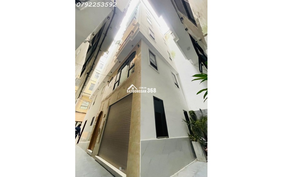 Bán Nhà Phố Trần Duy Hưng. Cầu Giấy. Diện Tích 30m. x6 Tầng. Mặt tiền 5.7m. Giá bán 14.8 tỷ.